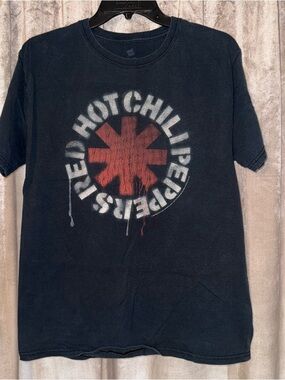 Red Hot Chili Peppers band tee - Black and Red
